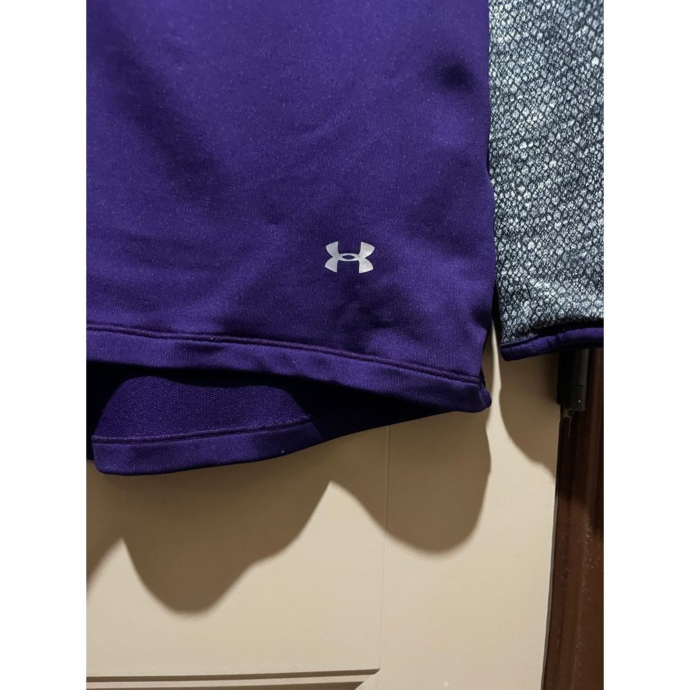 Under Armour pullover - Picture 3 of 4